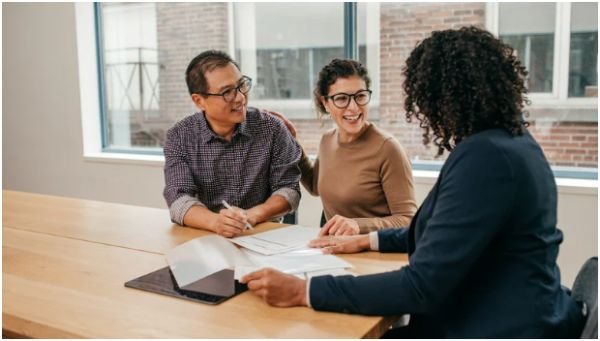 How to Choose the Right Conveyancing Service