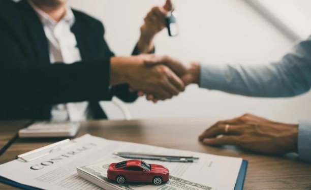Who Are Guarantor Loan Lenders